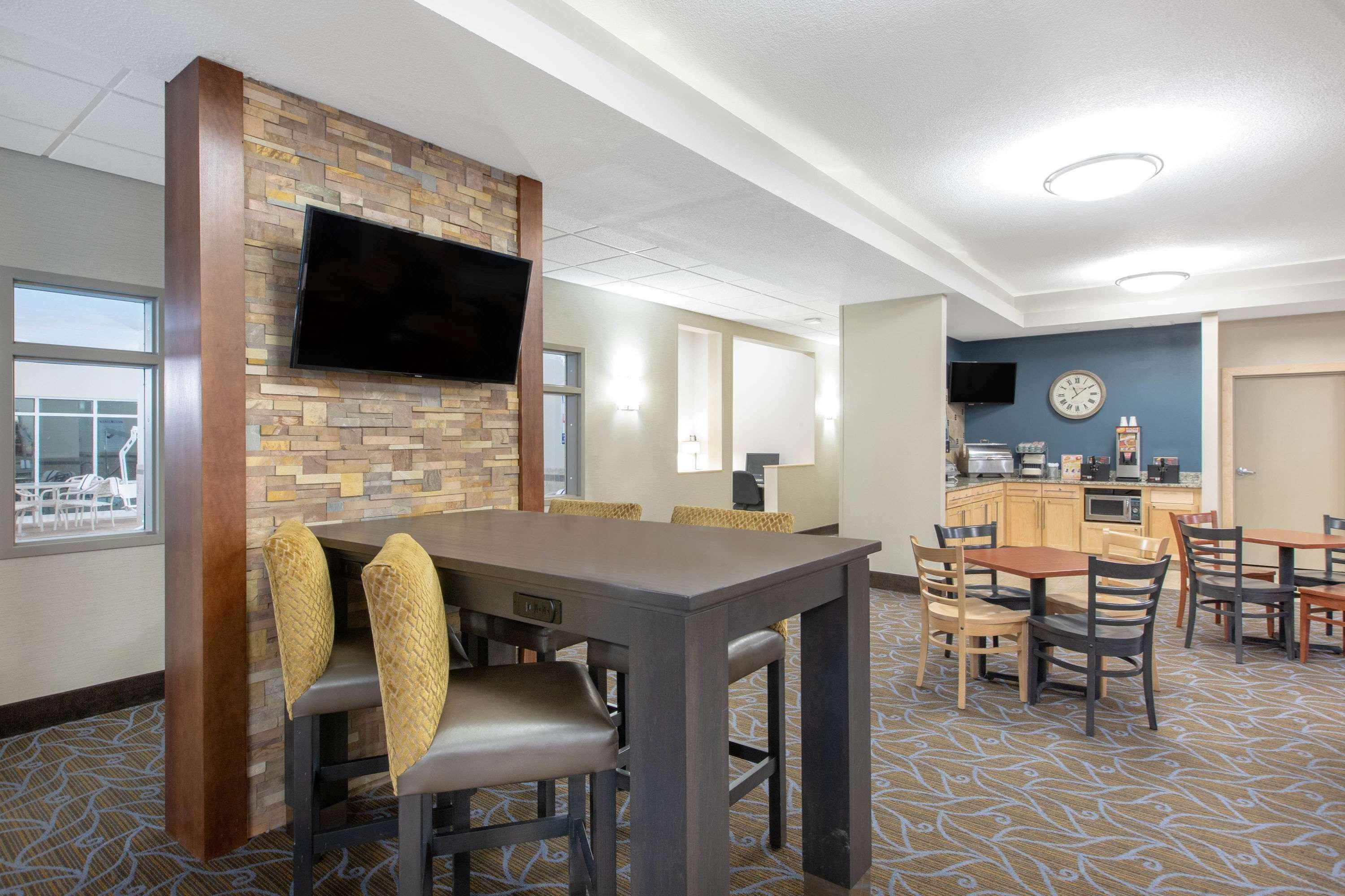 Americinn By Wyndham Humboldt Esterno foto